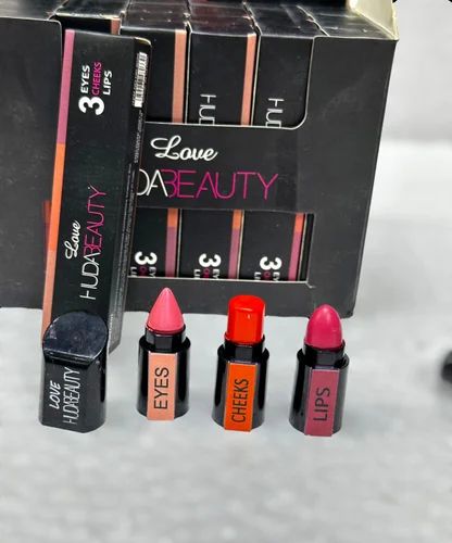 Huda Beauty 3 in 1 Professional Eyes, Cheeks & Lips Set – Multipurpose Lipsticks with Smooth Texture, Long-Lasting Color & Versatile Makeup Look